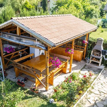 Chicho Tomovata Koliba Ferienhaus *