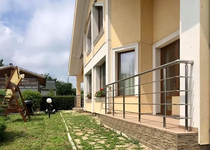 Chicho Tomovata Koliba Ваканционна къща *