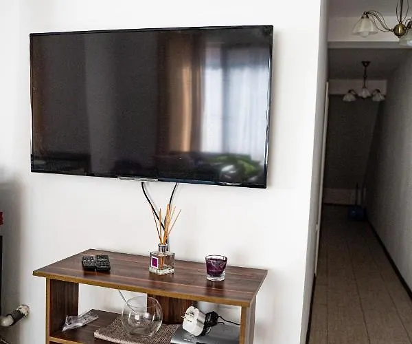 Ваканционна къща Chicho Tomovata Koliba Велика