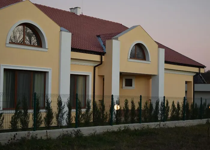 Chicho Tomovata Koliba