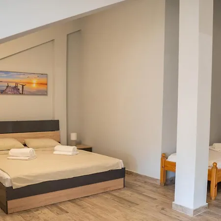 Chicho Tomovata Koliba Tatil Evi