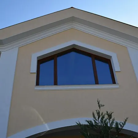 Chicho Tomovata Koliba * Velika