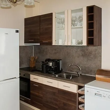 Chicho Tomovata Koliba * Velika