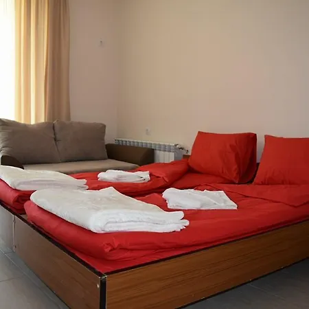 Chicho Tomovata Koliba Ferienhaus Velika