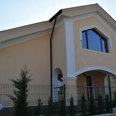 Chicho Tomovata Koliba Ferienhaus *