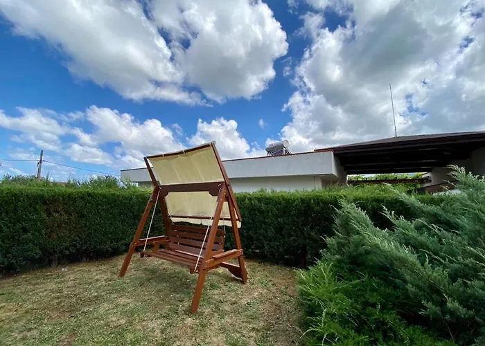 Nyaraló Chicho Tomovata Koliba