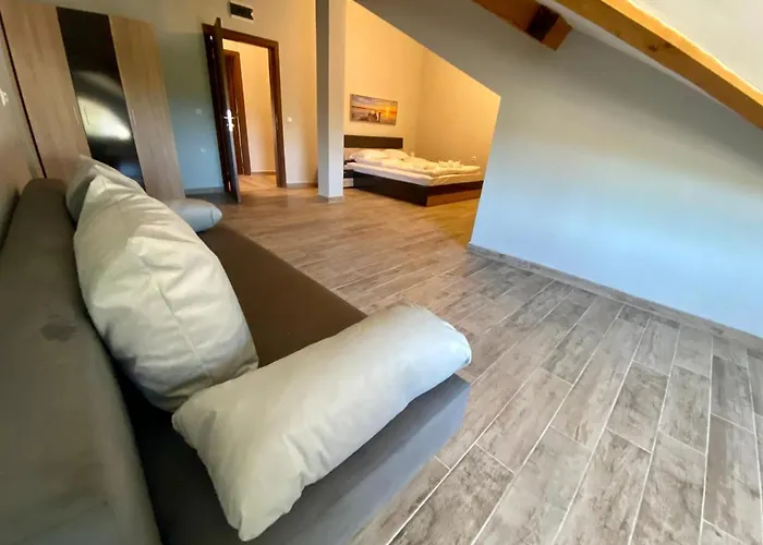 Chicho Tomovata Koliba