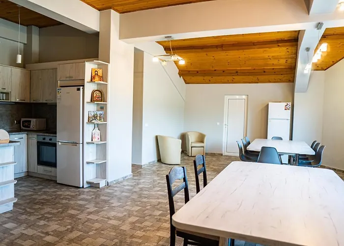 Chicho Tomovata Koliba Nyaraló