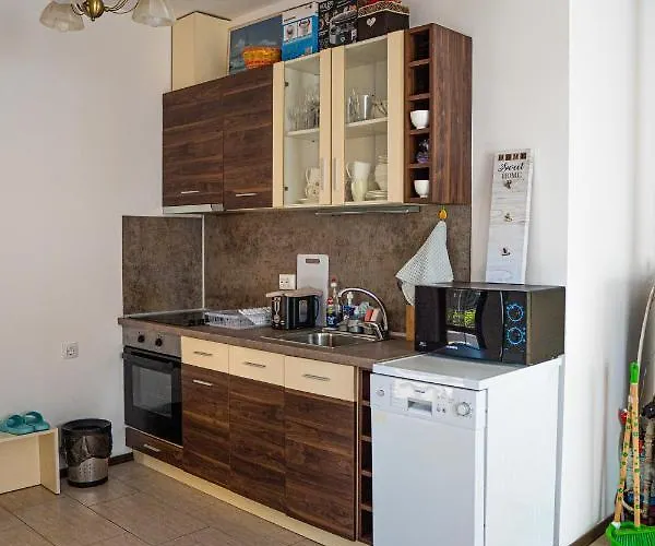 Chicho Tomovata Koliba Nyaraló Velika