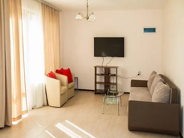 Chicho Tomovata Koliba Nyaraló Velika